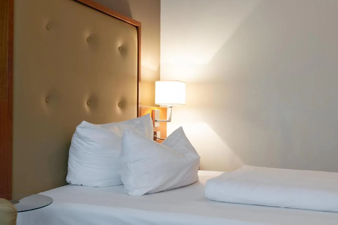 Hotel Am Blauen Wunder Dresden